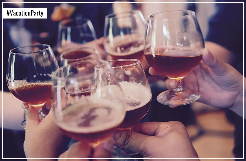 दोस्तों के साथ घूमने के लिए भारत की टॉप Party Destination